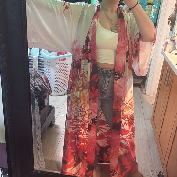 NATORI Floral Pink and Red Kimono Robe - Picture 2 of 3